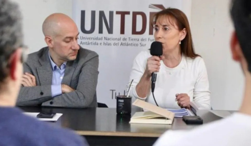 Cristina López: "Milei no solo está atacando a los estudiantes de hoy: está atacando el futuro de nuestra Nación"